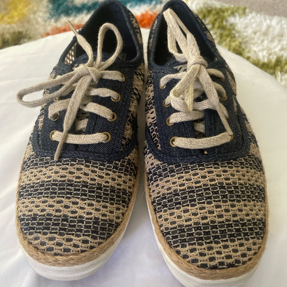 New! KEDS comfy sneakers